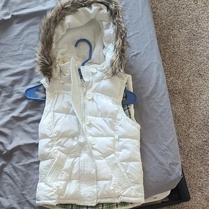 Aeropostale White Puffer Vest with Faux Fur Hood